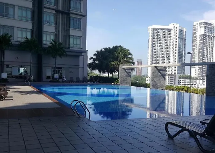 Shaftesbury Residences Cyberjaya Studio Suites Free Parking