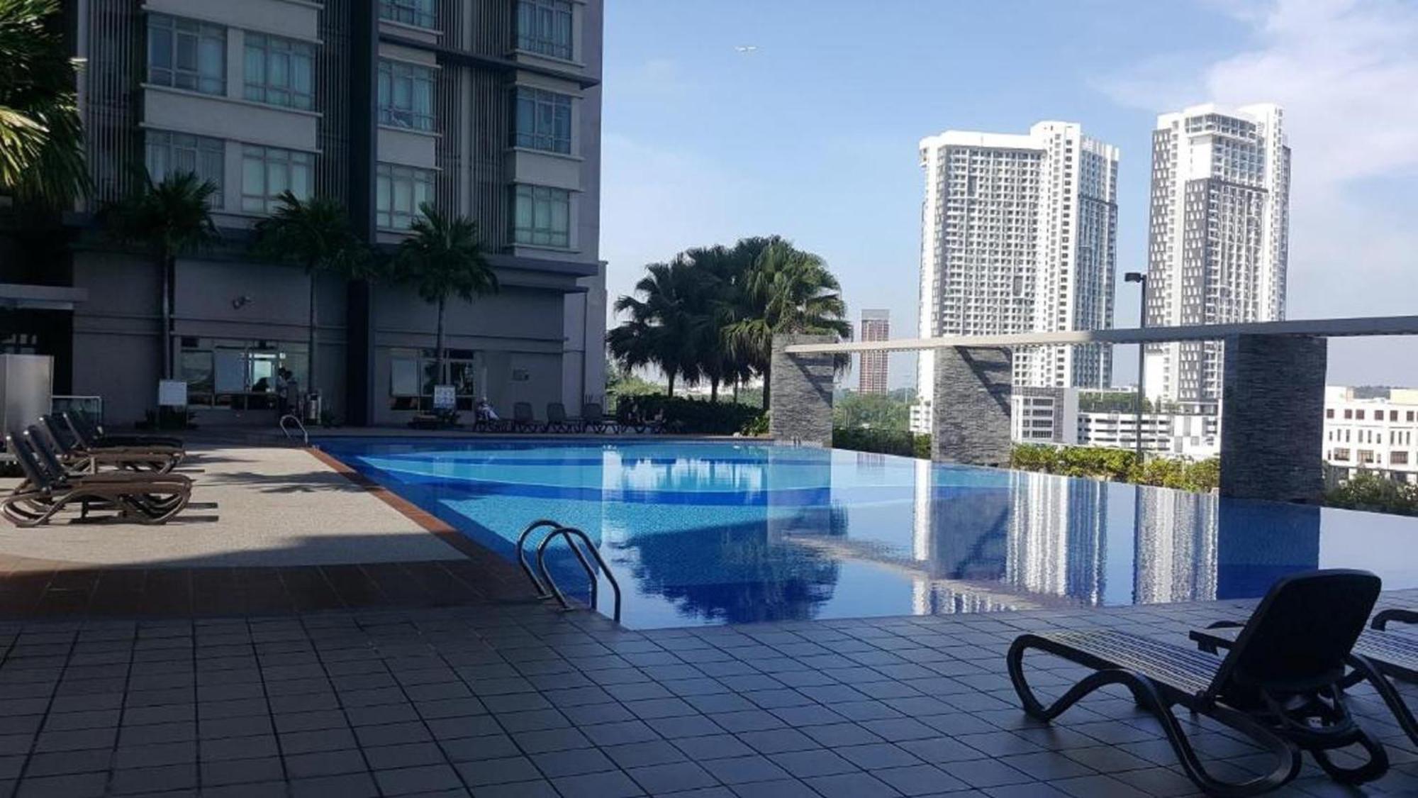 Shaftesbury Residences Free Parking Cyberjaya