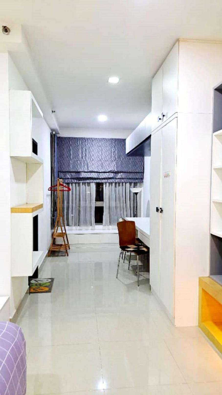 Shaftesbury Residences Free Parking Apartment
