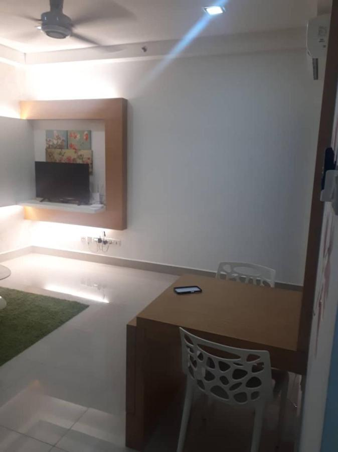 Shaftesbury Residences *